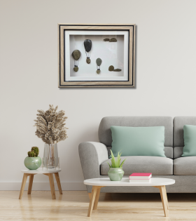 Rise Above – Minimal Balloon Pebble Art Frame (#PB0019)