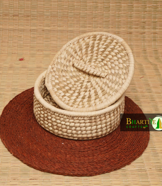 Handcrafted Sabai Grass Roti Box with Palm Leaf Work | Eco-Friendly Basket with Lid – Bhartiye Crafts Odisha