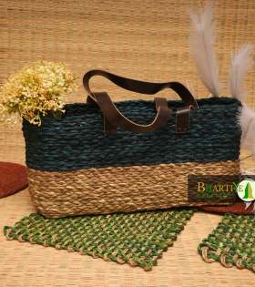 Handcrafted Sabai Grass Tote with Leather Handles – Eco-Friendly Elegance