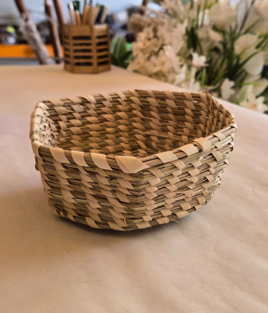 Khasi grass hexagon basket