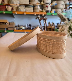 Bamboo oval Basket with lid